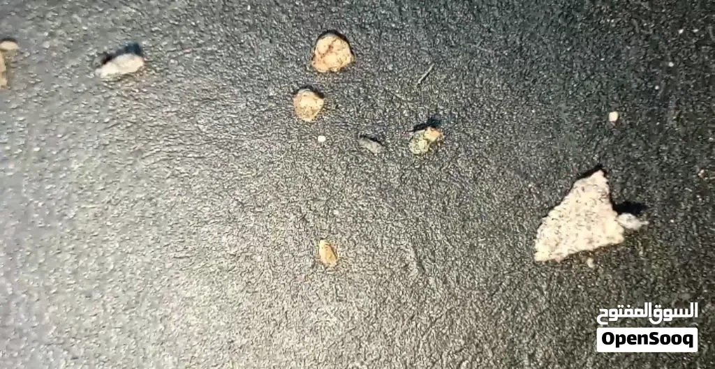 غبار نجمي + نيازك بحجم حبة سمسم