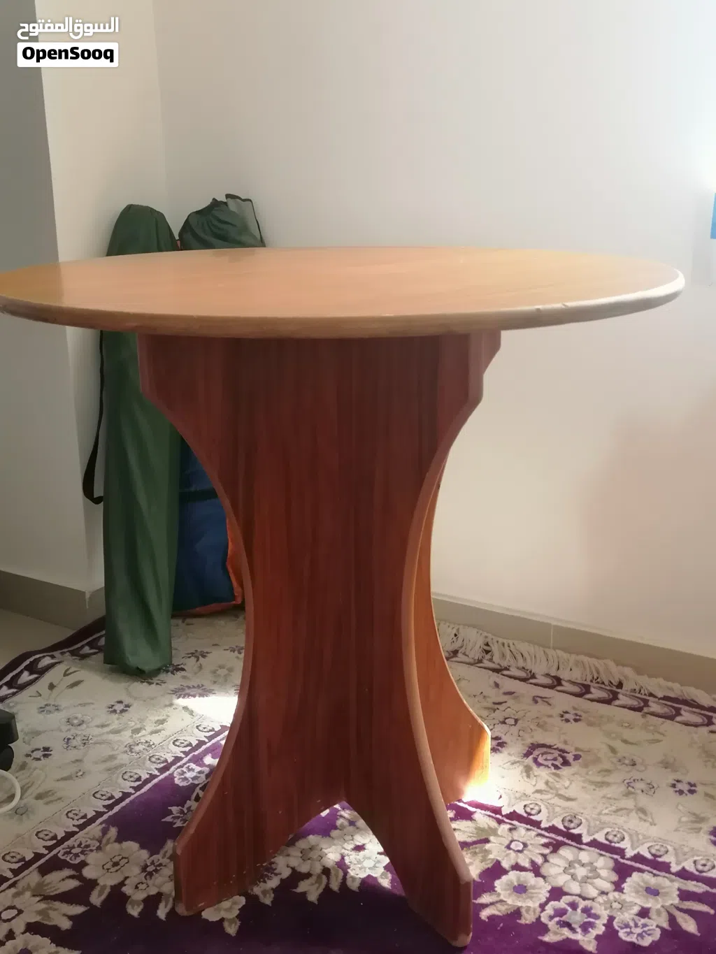 طاولة طعام للبيع