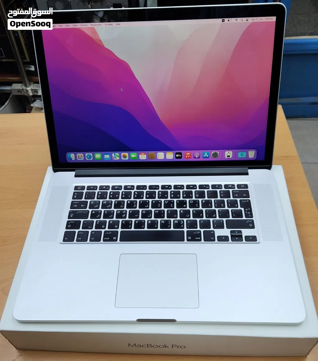للبيع MacBook Pro i7/15inch/1TB ssd/16ram/ Amd Radeon 2GB