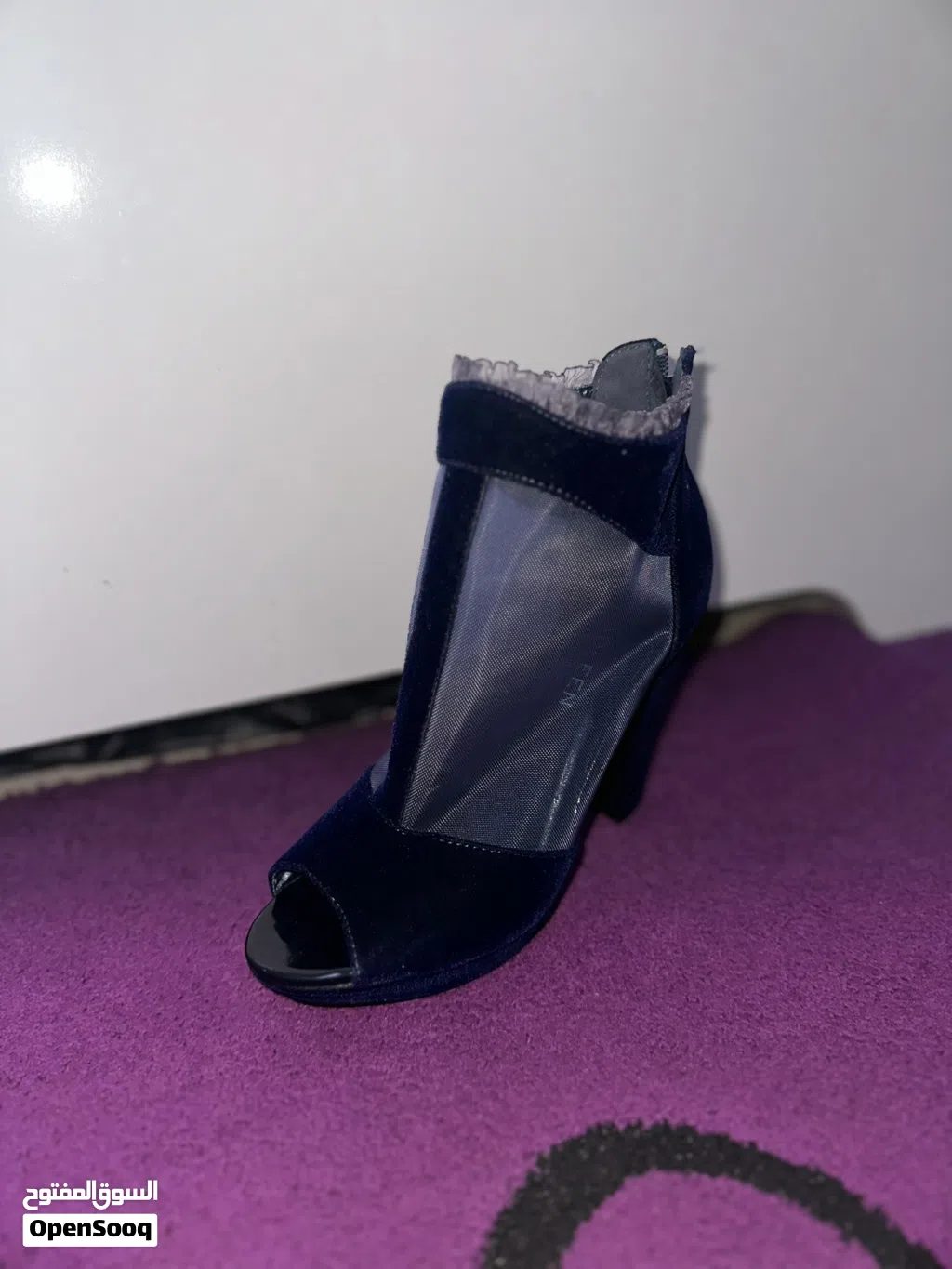 Madleen shoes, Size 39, Brand new.