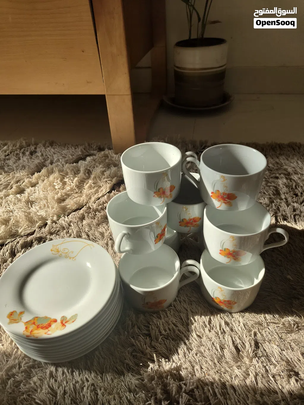Cups and plates