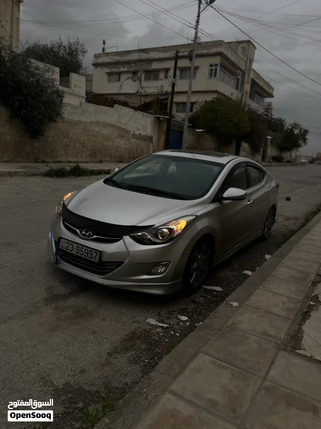 هيونداي افانتي Limited
