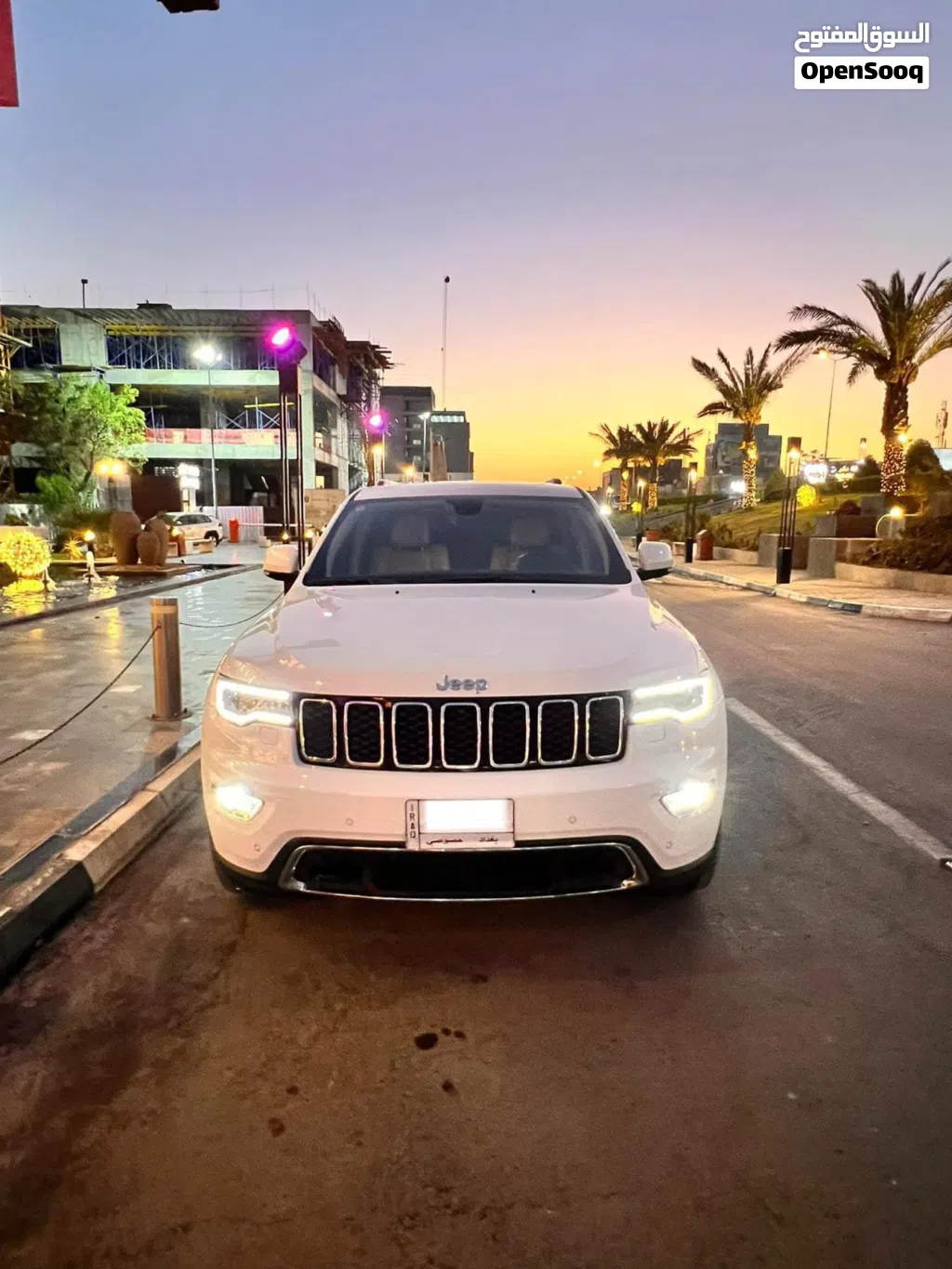 جيب جراند شيروكى Limited