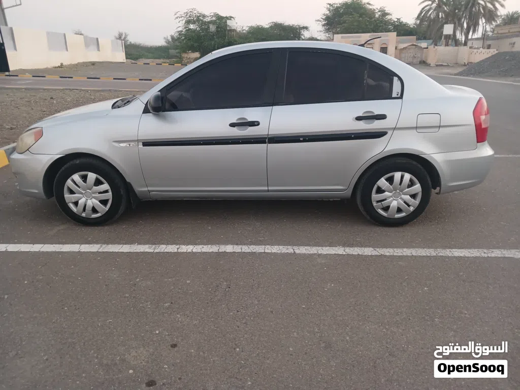 Hyundai Accent Standard