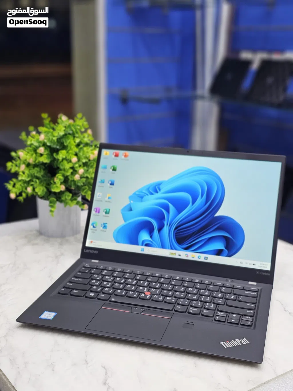 LENOVO X1 CARBON INTEL CORE I7 PROCESSOR 6TH GENERATION 8GB RAM 256GB SSD WINDOWS 11 PRO
