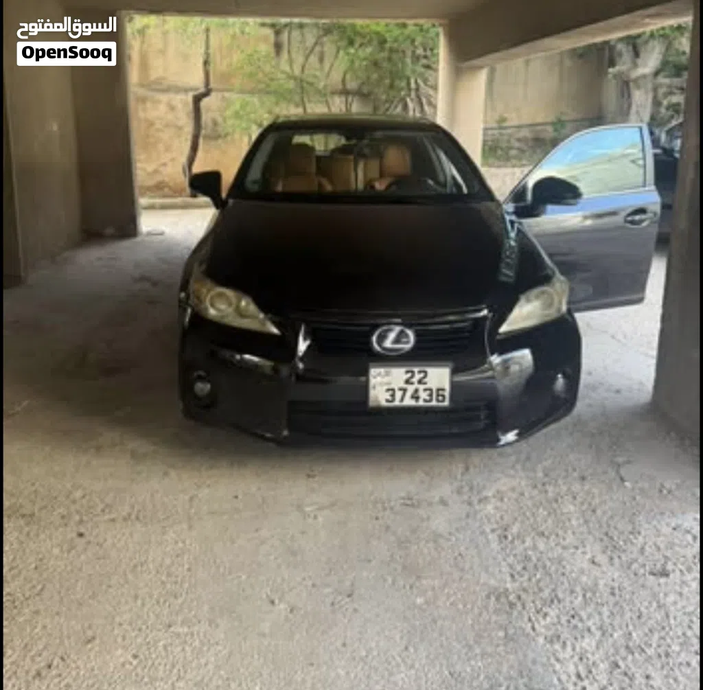 لكزس CT CT 200