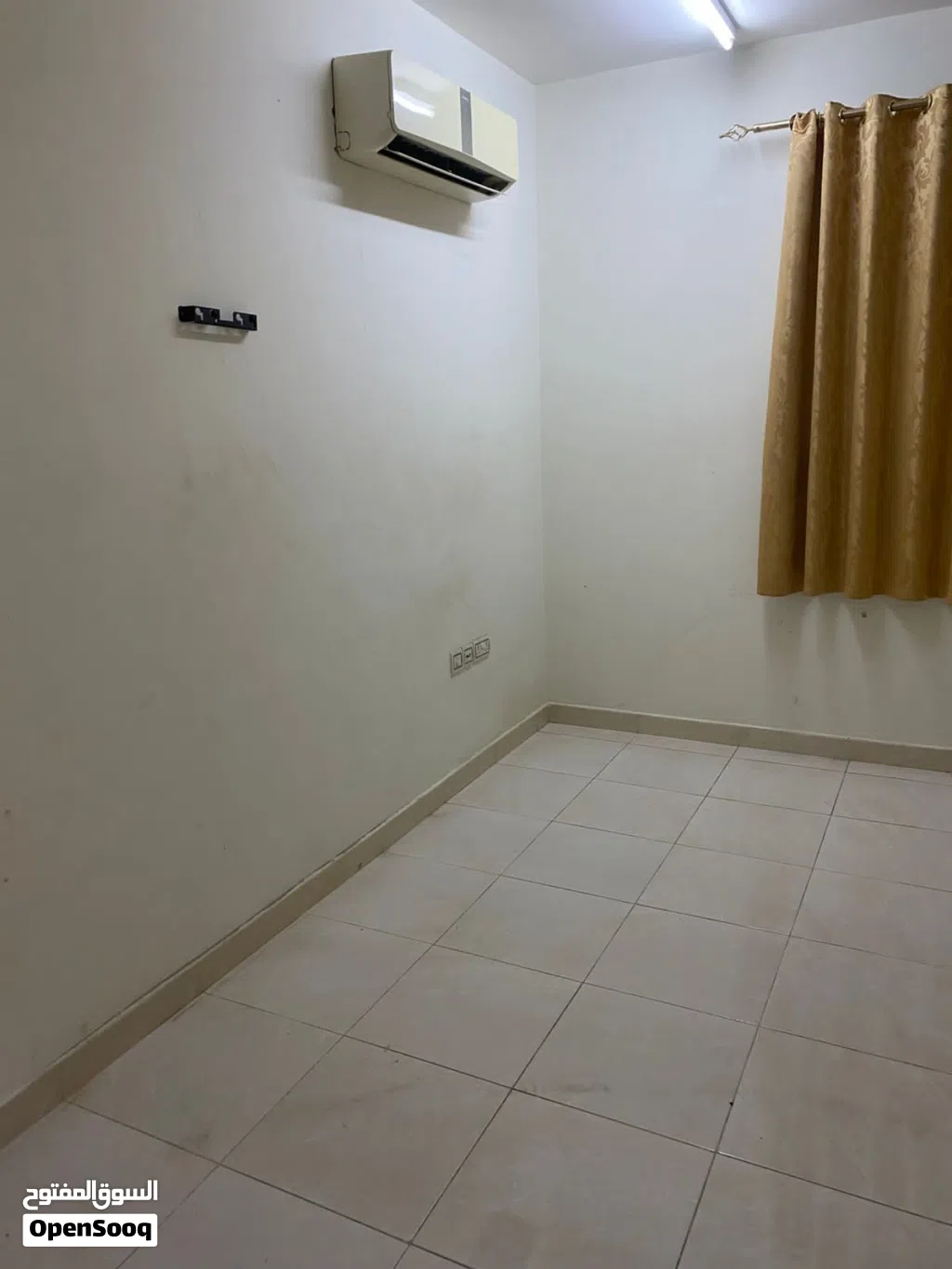 غرفه مع دورة مياه للايجار