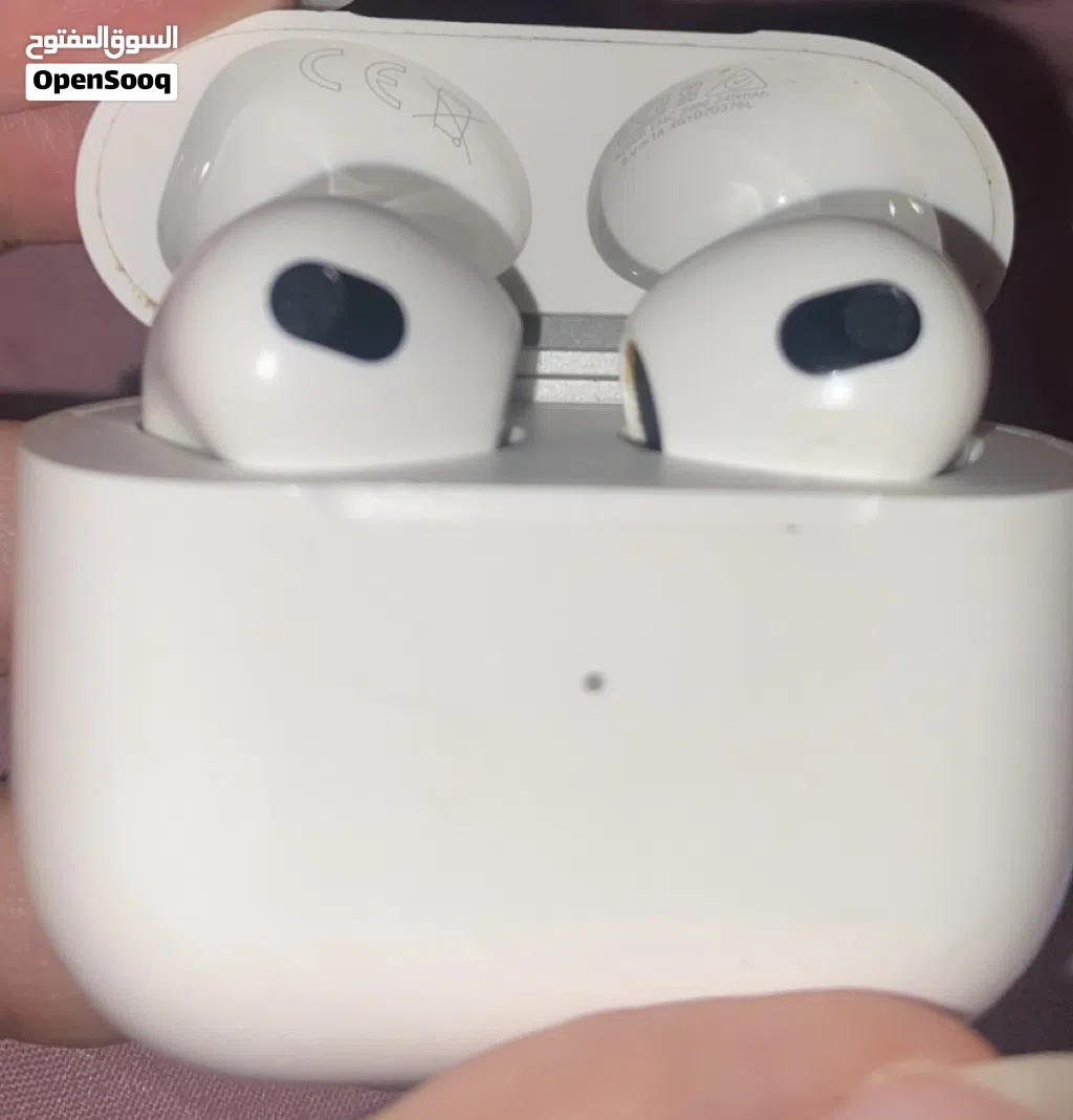 AirPods سماعة