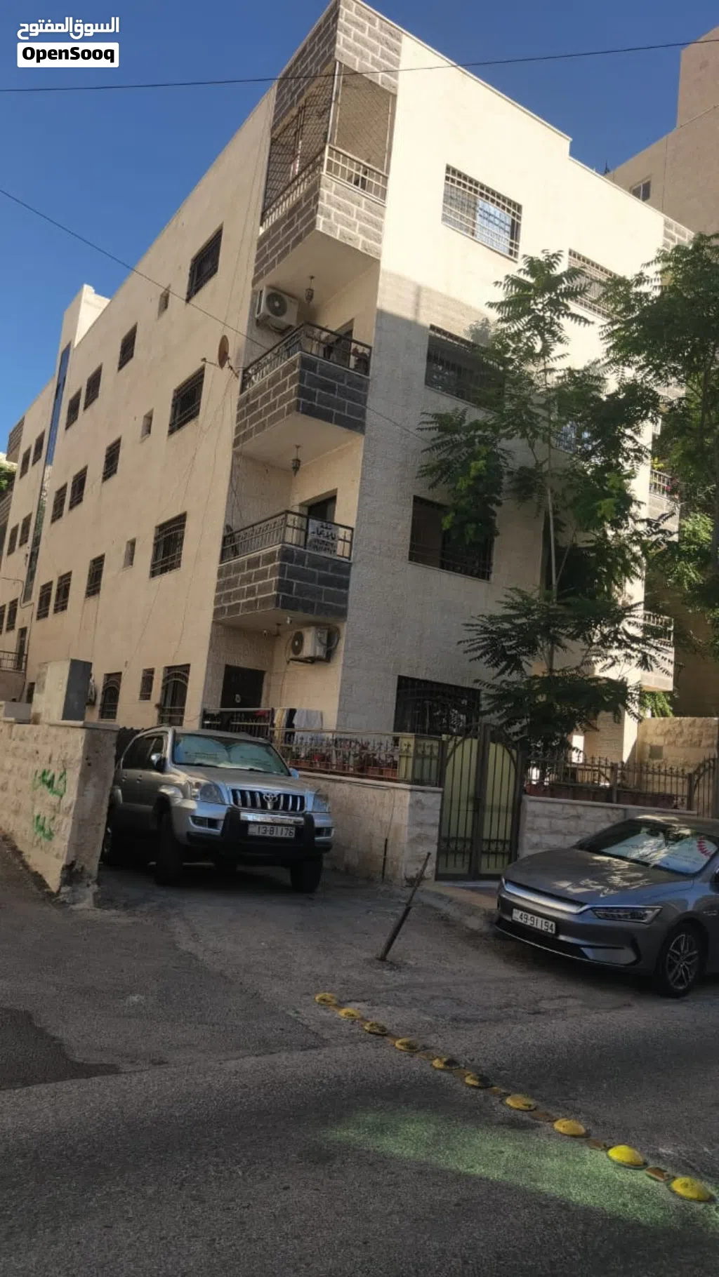 شقة فارغة للإيجار جبل الحسين من المالك 275 لعائلة صغيرة