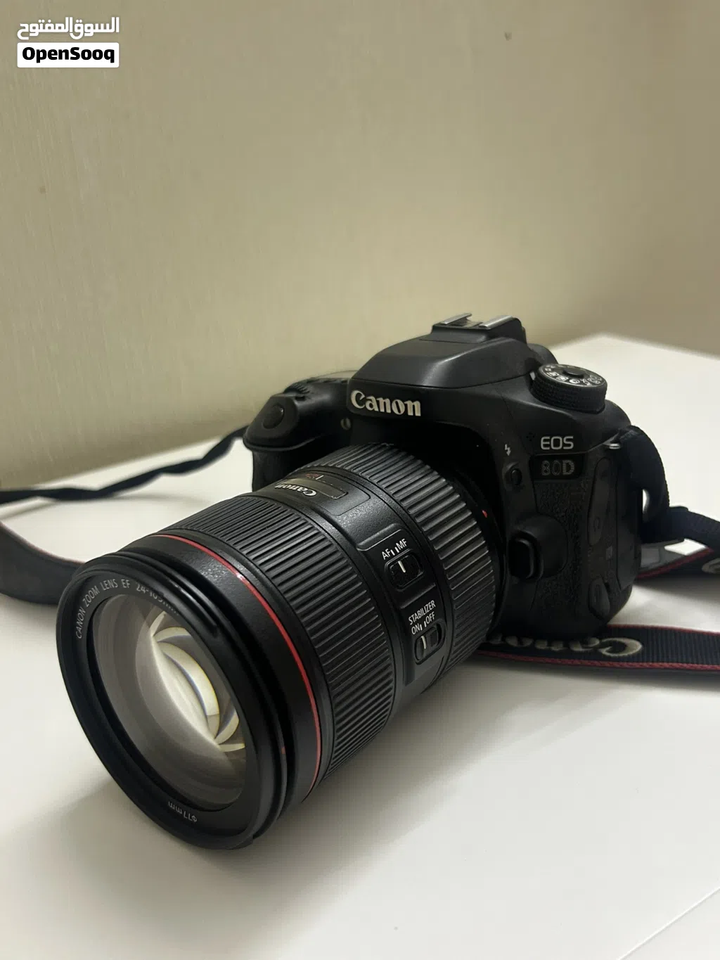 Camera canon EOS 80 D with lens 24-105 With camera Bag