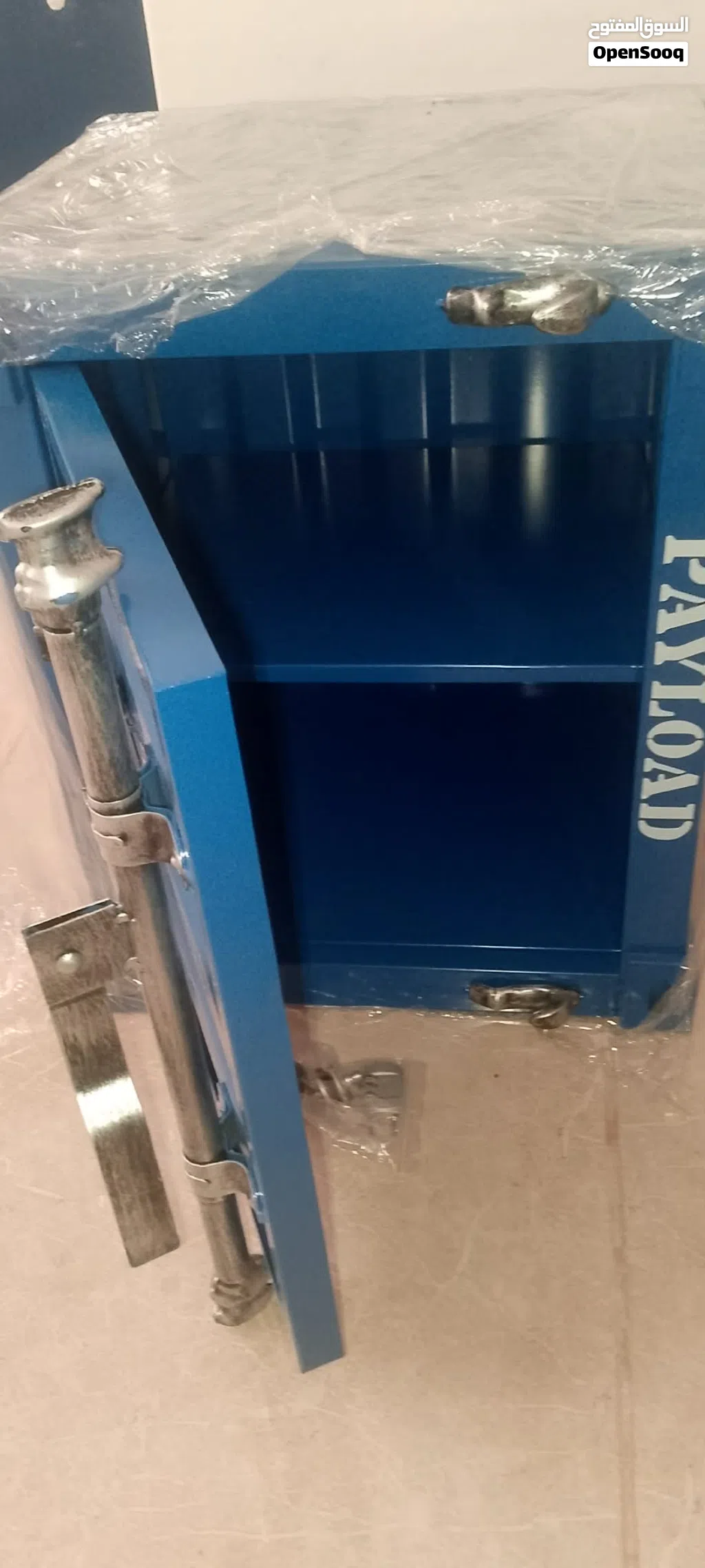 مجسم صندوق حاوية