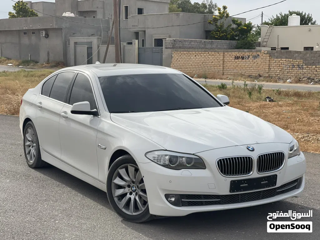 بي ام دبليو الفئة 5 528