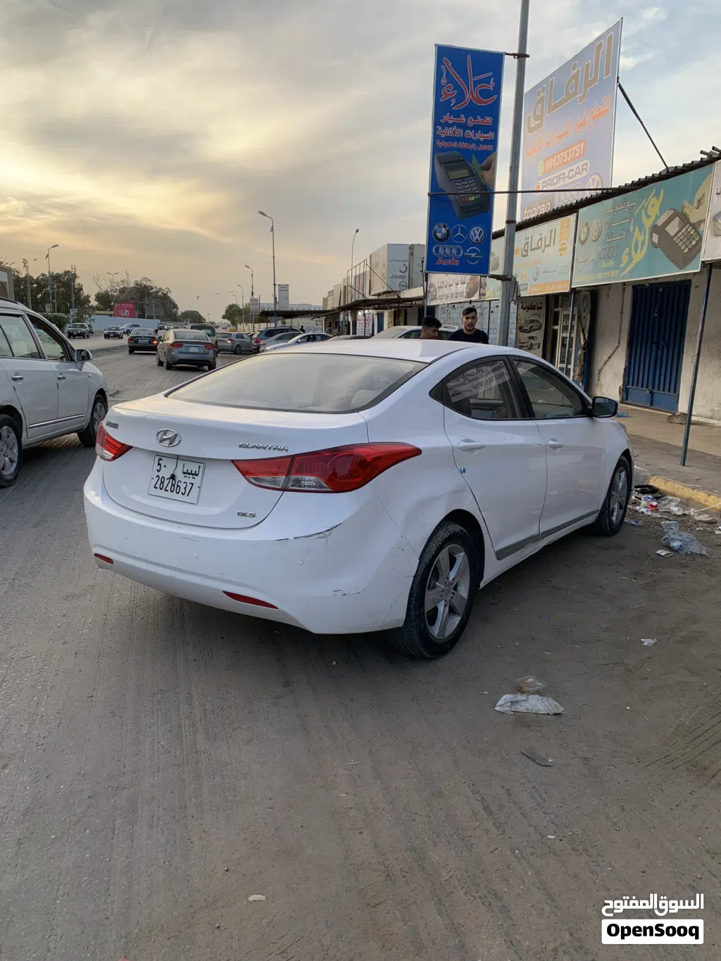 هيونداي النترا GL