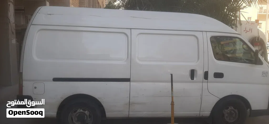 Nissan Urvan