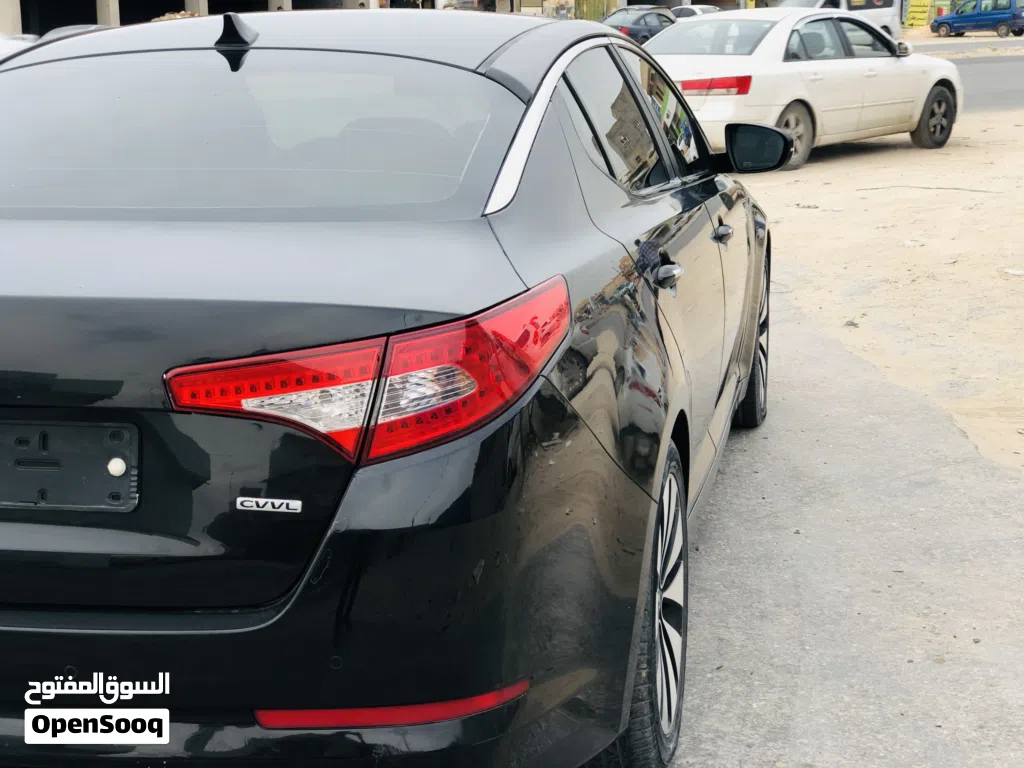 Kia K5 Standard