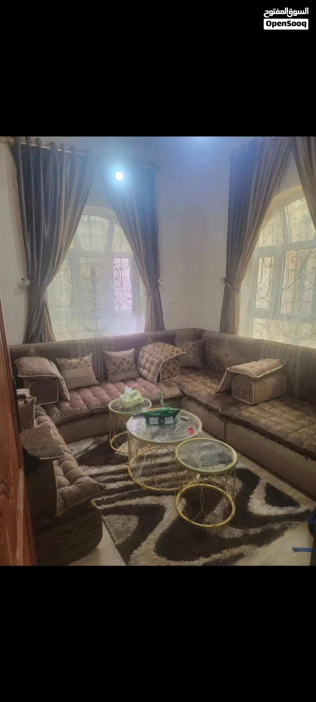 مجلس للبيع