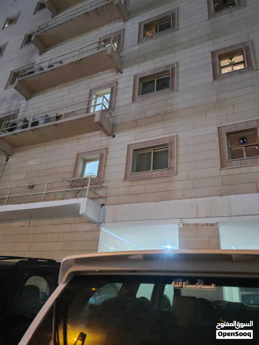 مشاركة سكن مؤسس بالكامل غرفة خاصة