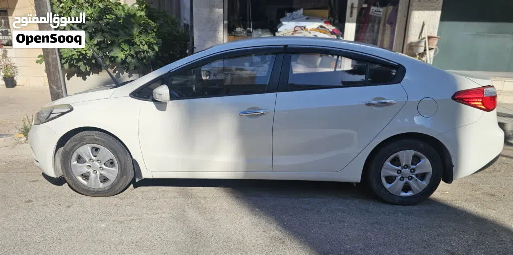 Kia Cerato Standard