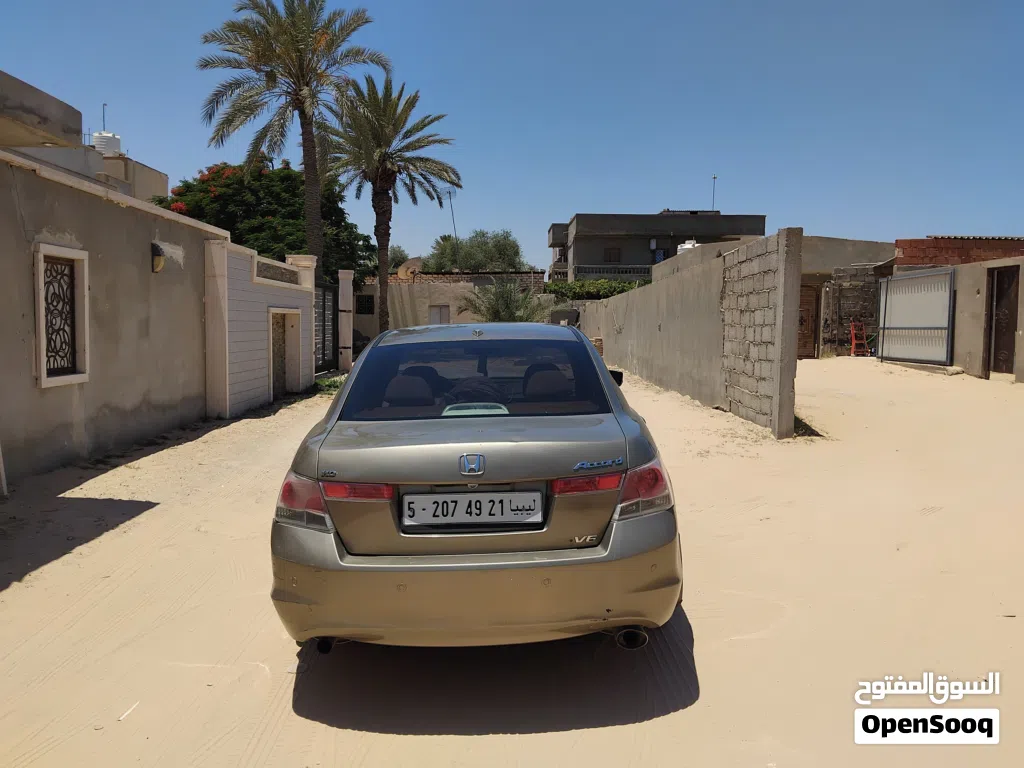 هوندا اكورد LX