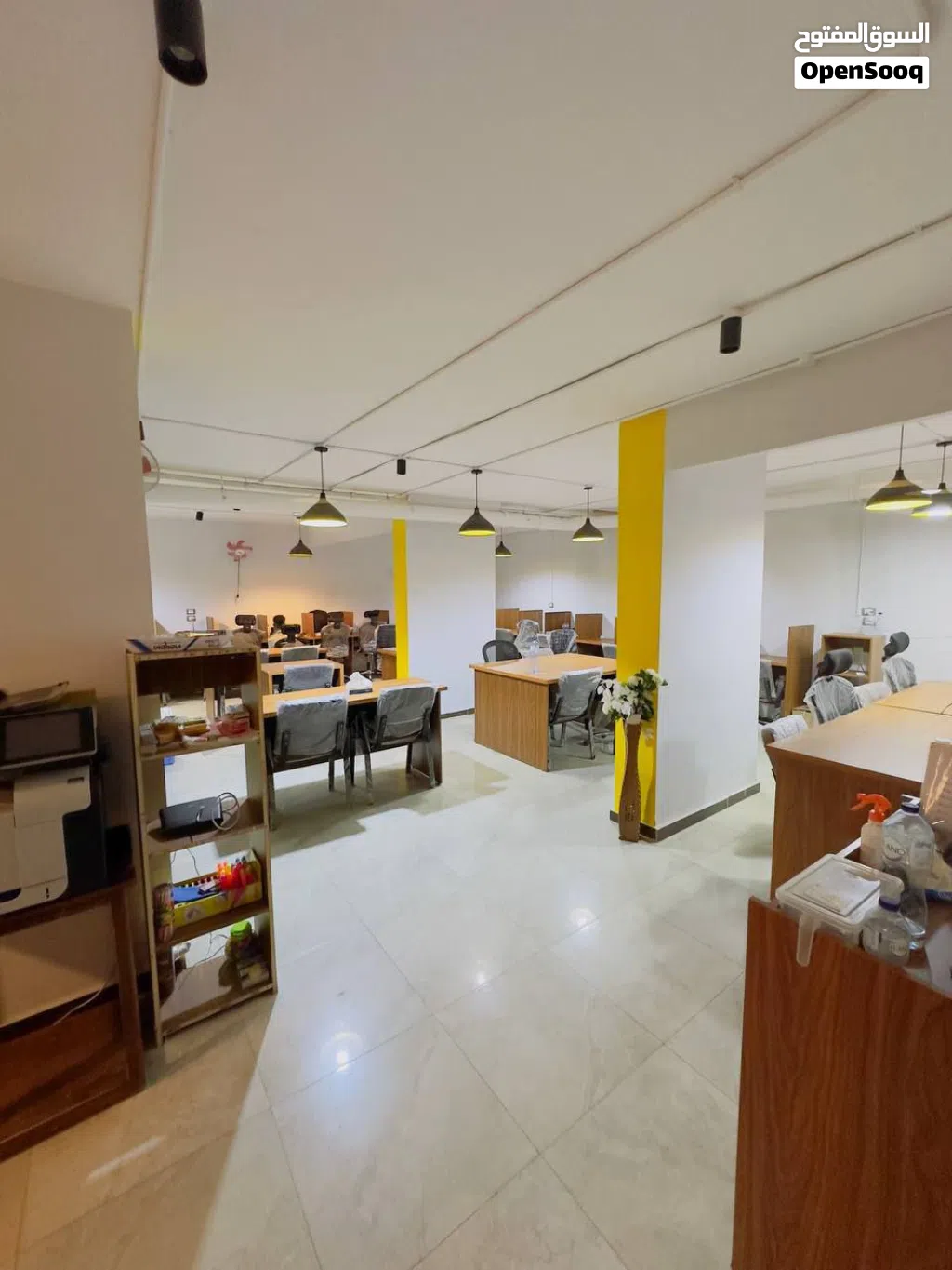 work space للبيع