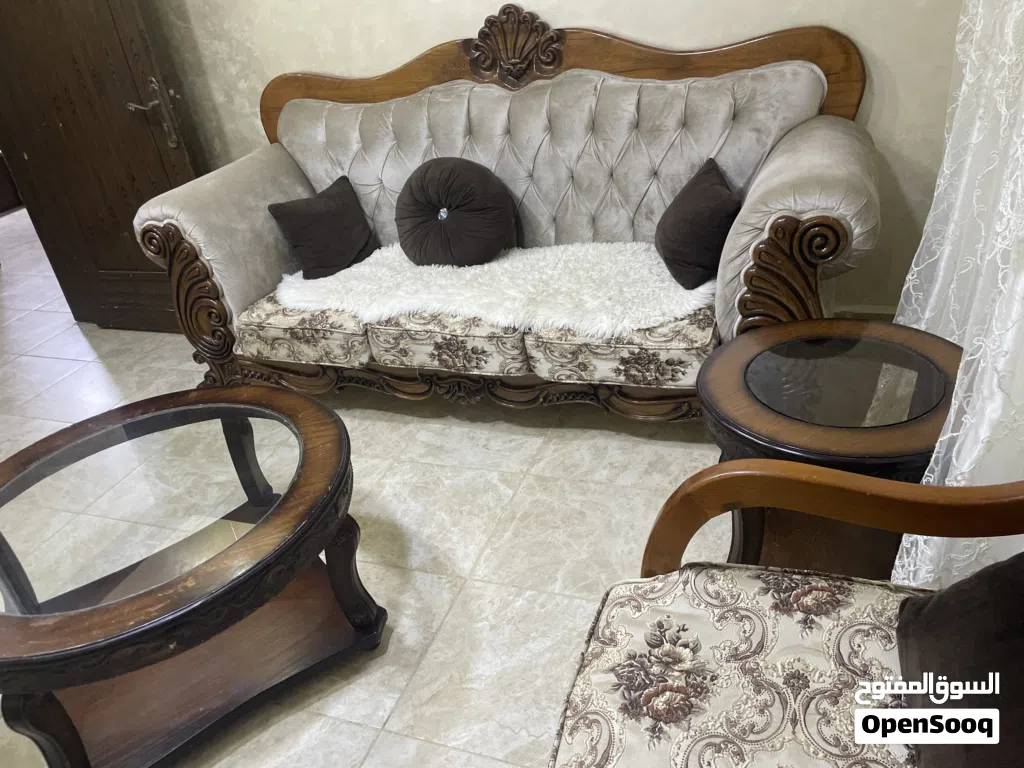 طقم كنب للبيع