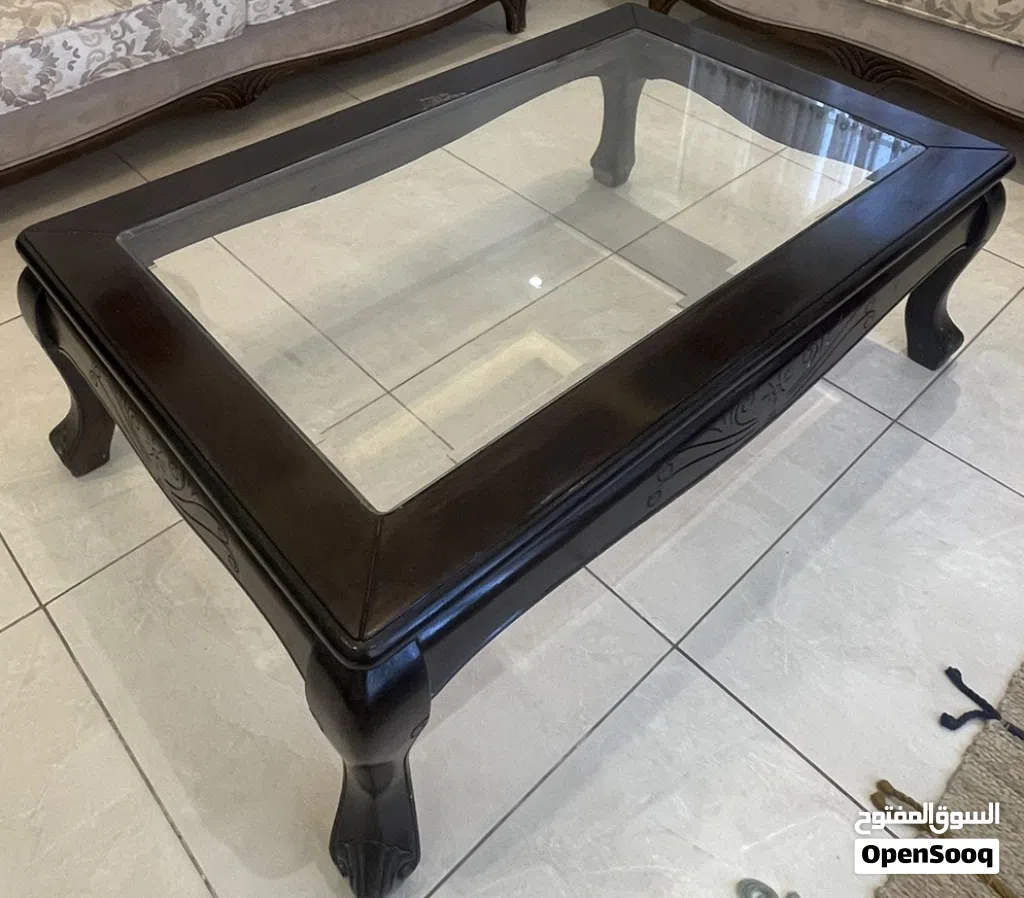 طقم طاولات غرفة الضيوف