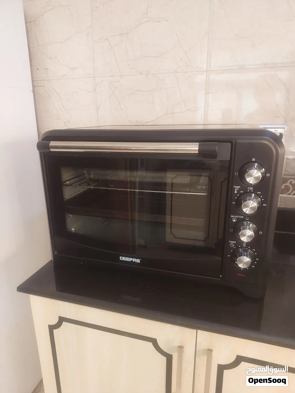 Electric oven for sale!
