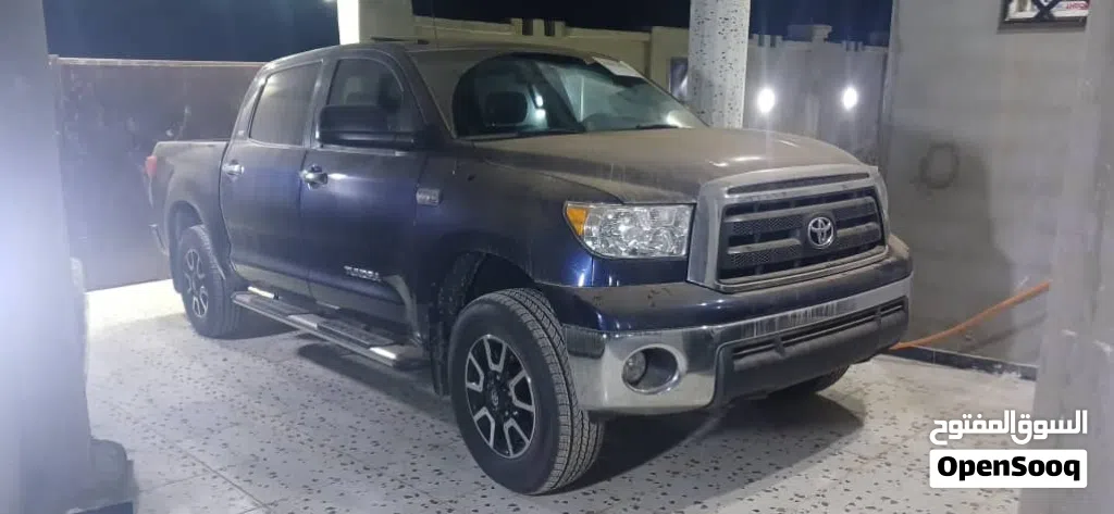 Toyota Tundra SR5