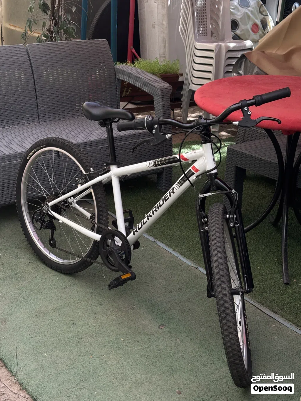 Decathlon Rockrider ST100 - Like brand New Negotiable