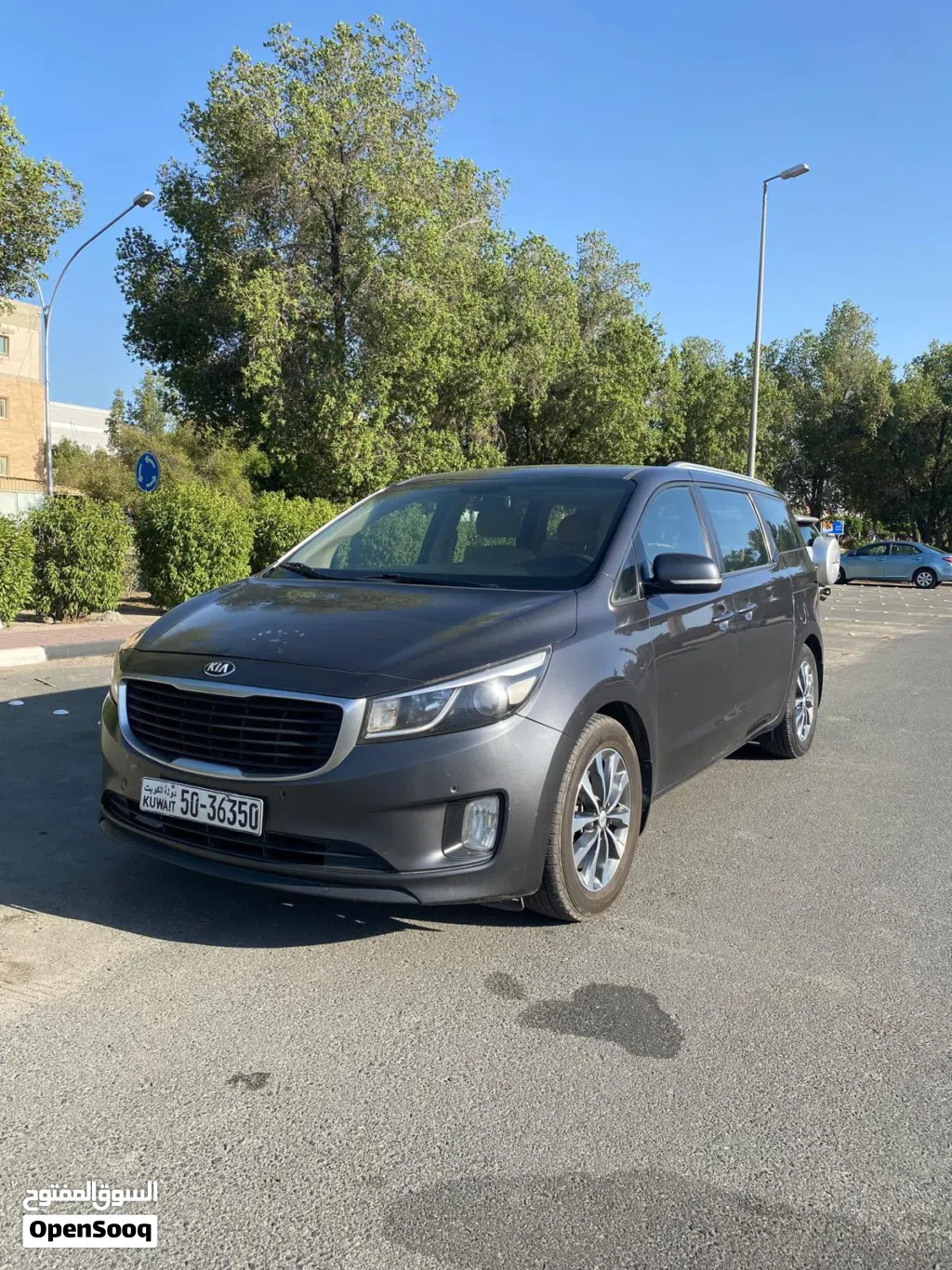 Kia Carnival Standard