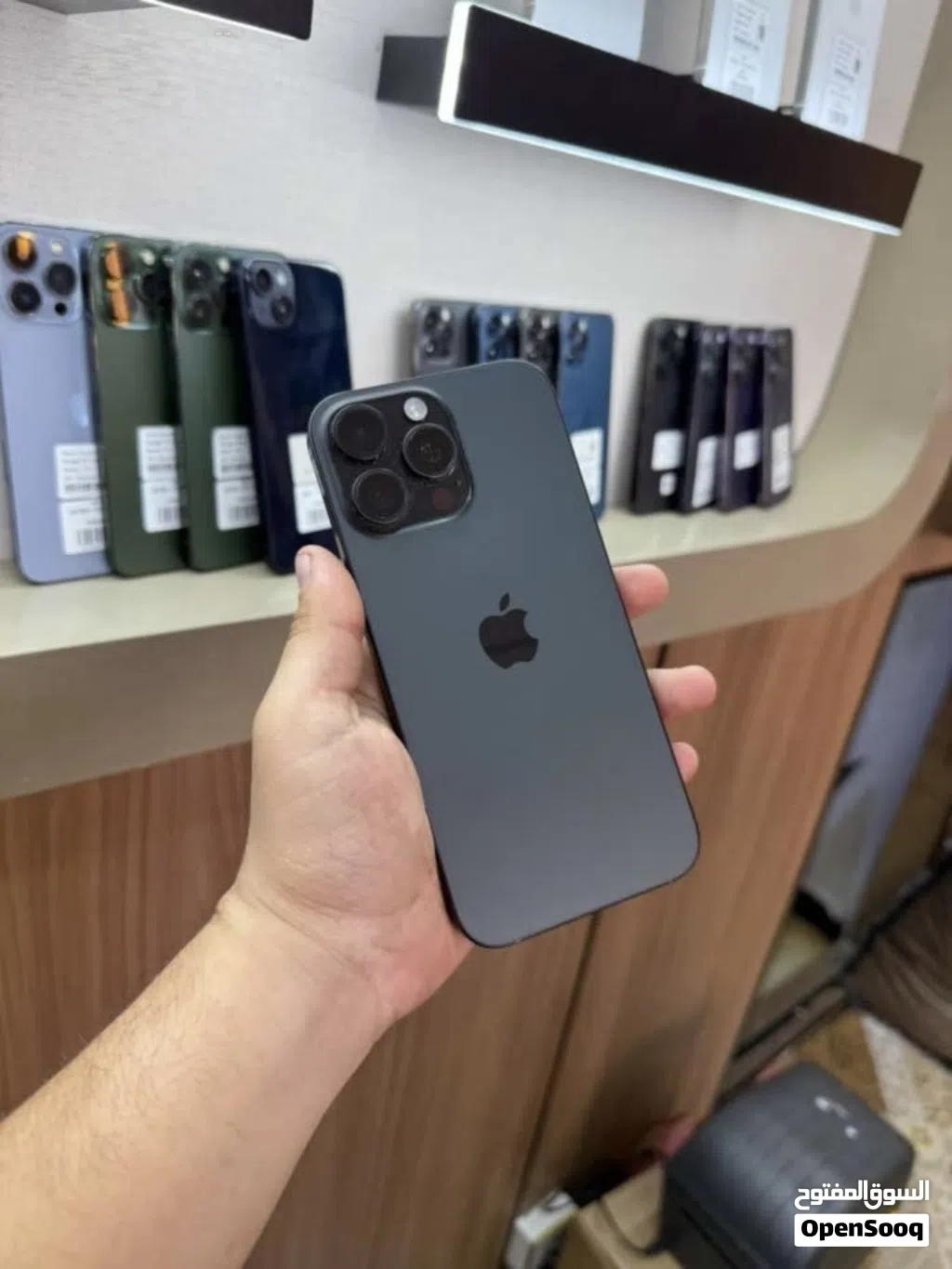 16برو ماكس متخطي بسعر خيااال