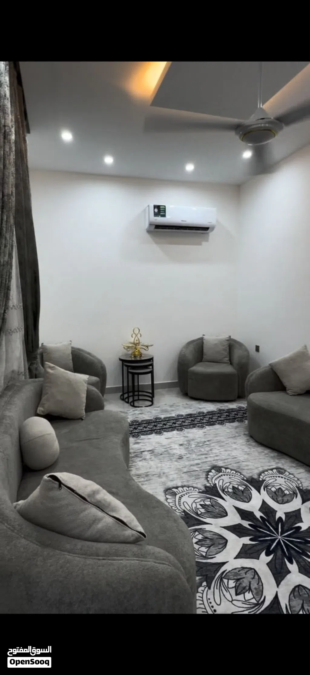 شقه للبيع في الكراده داخل السعر 235 مليون بناء حديث ومصعد ونضام سكيورتي مع الاثاث
