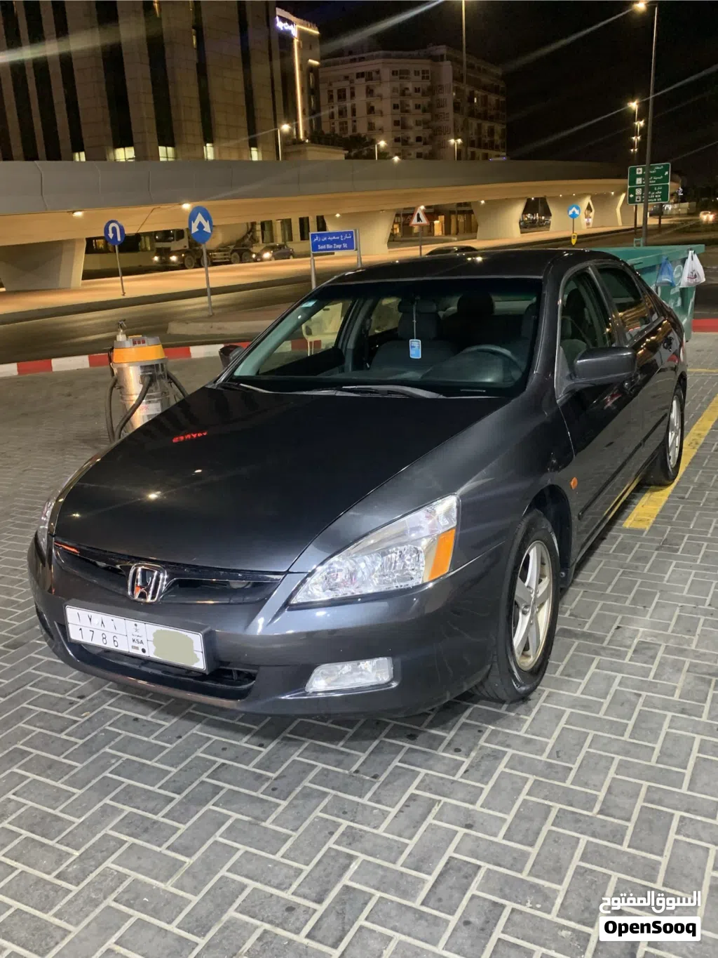 Honda Accord DX