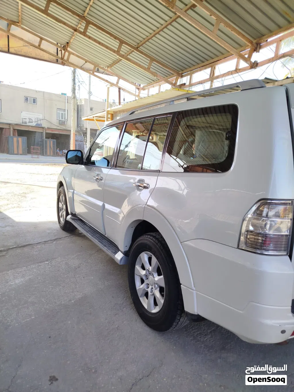 Mitsubishi Pajero GLS