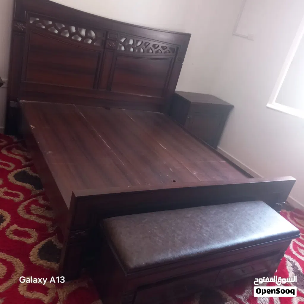 دار نوم مستعملة نظيفة في مصراته 9 يوليو