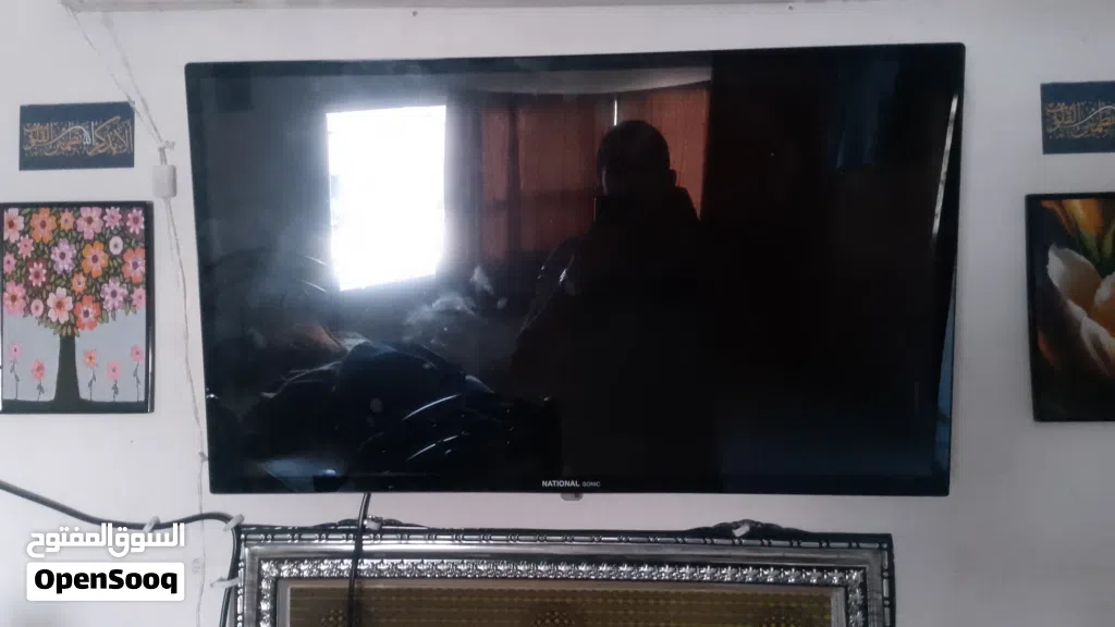 شاشه سمارت للبيع جديده
