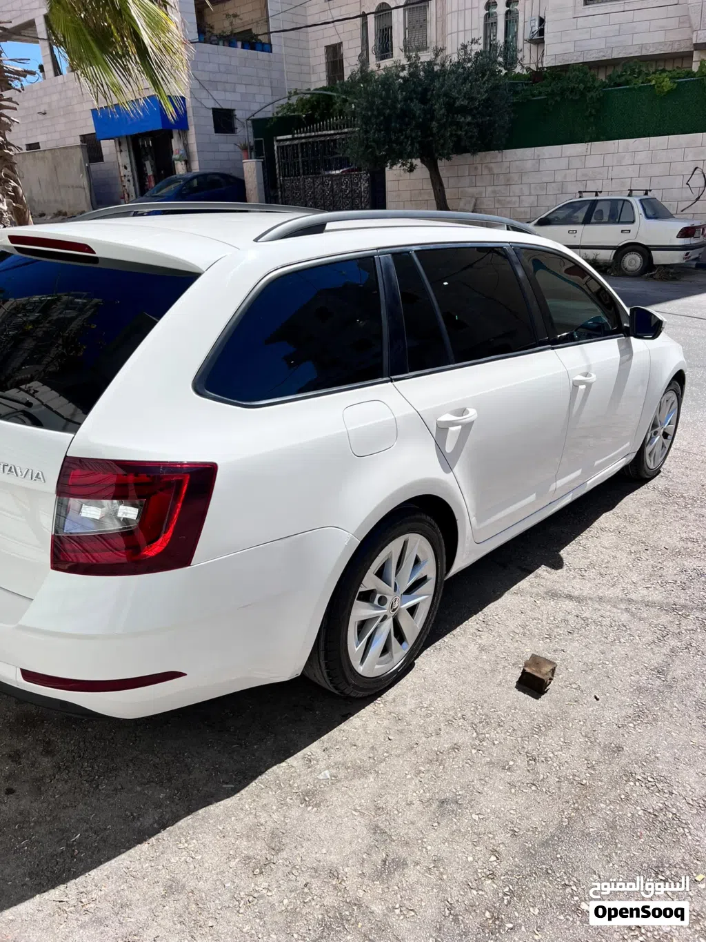 سكودا اوكتافيا Standard