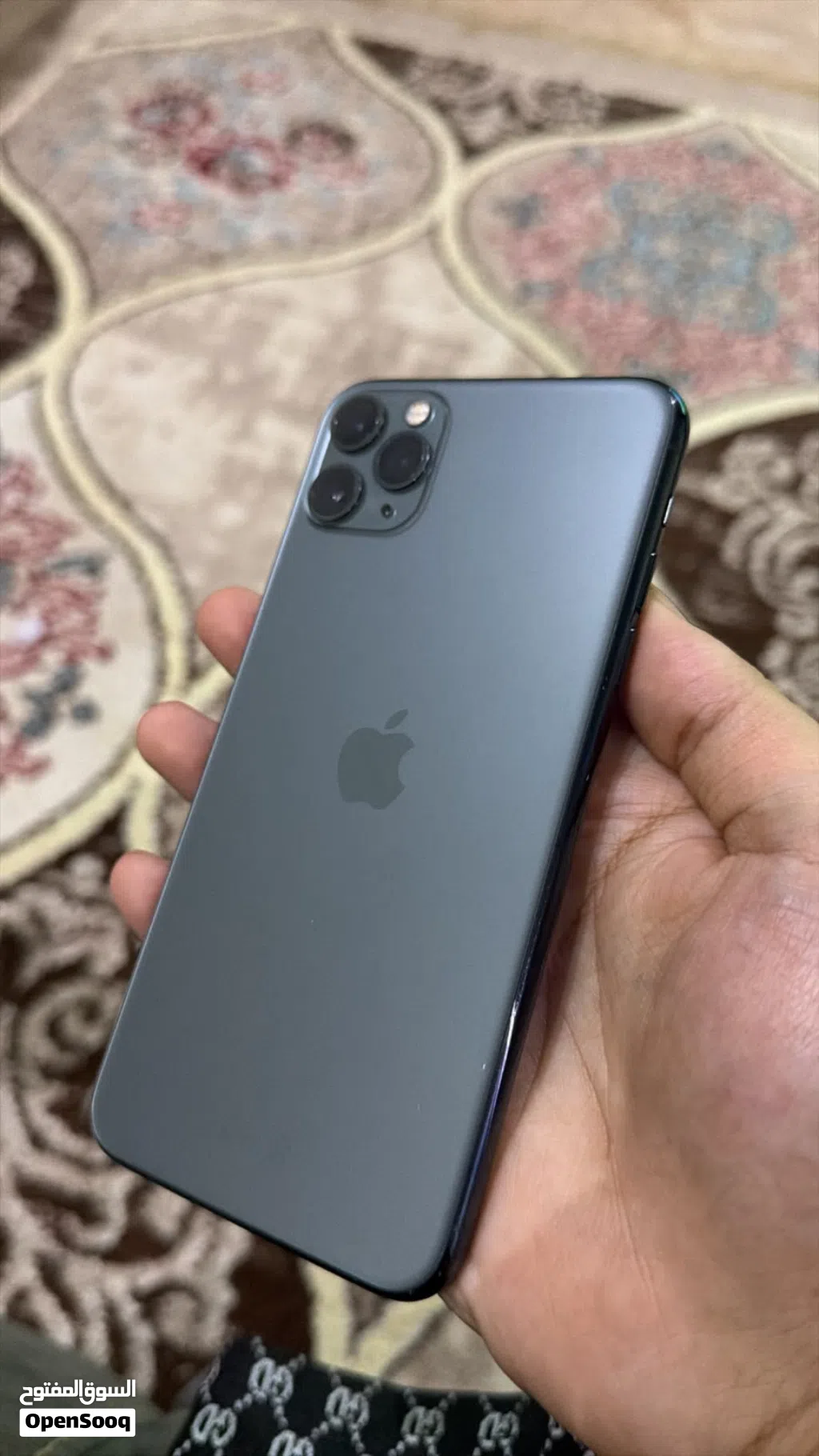 ايفون 11 برو ماكس ممتاز