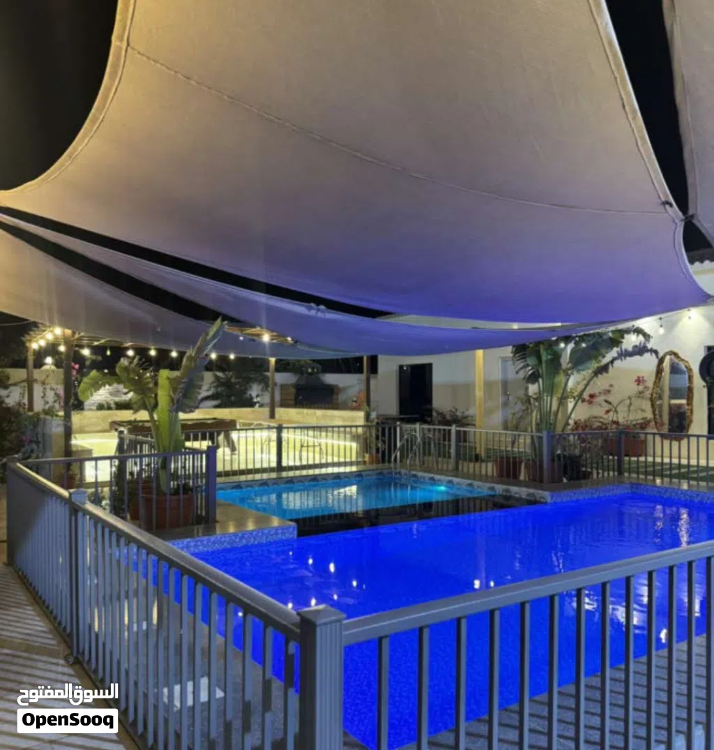 افخم شالي لايجار اليومي قمه النضافه الموقع صحار The most luxurious chalet for daily rent, top-notch