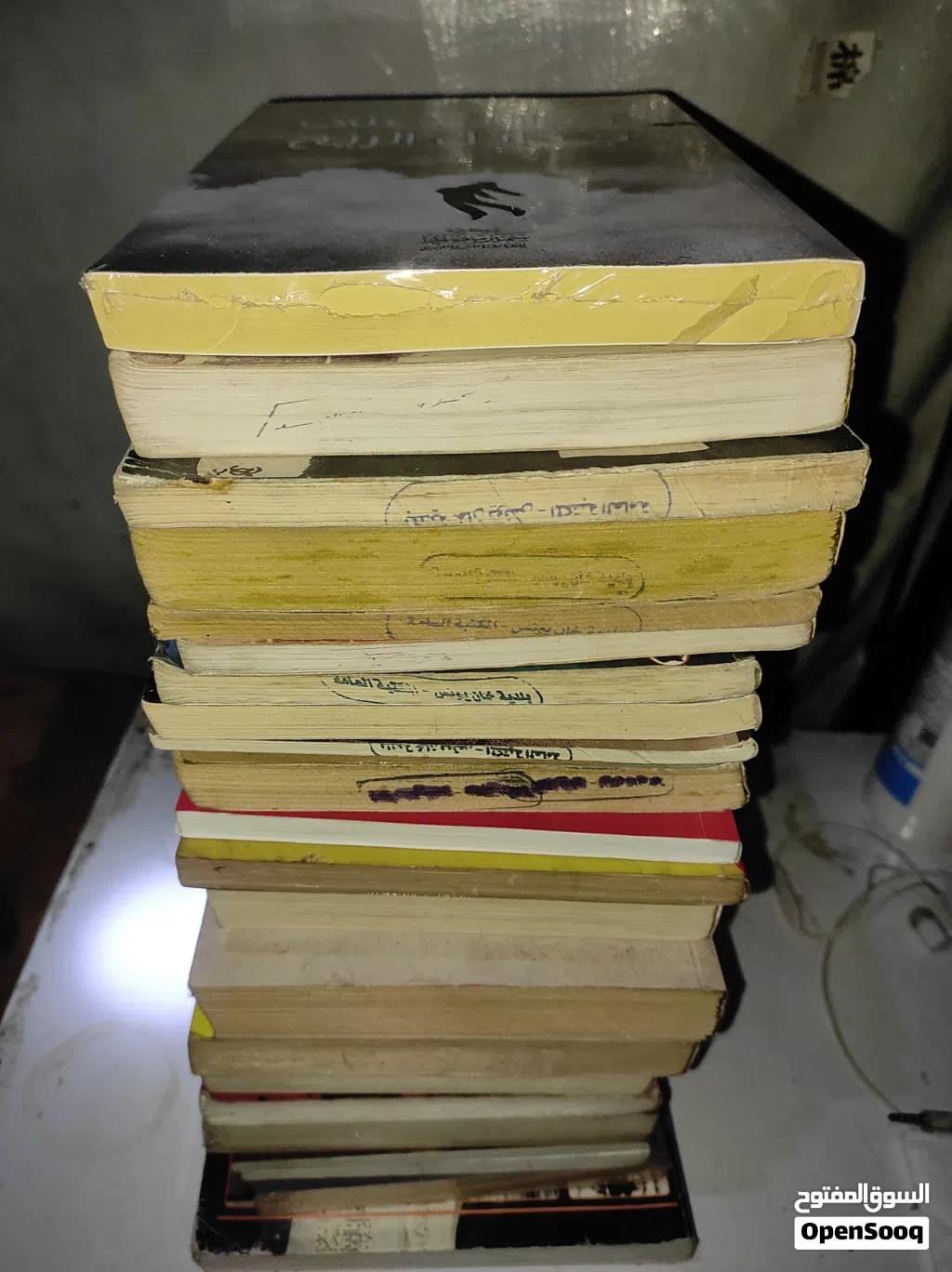 كتب وروايات وقصص جديدة ومستعملة (عدد 25)