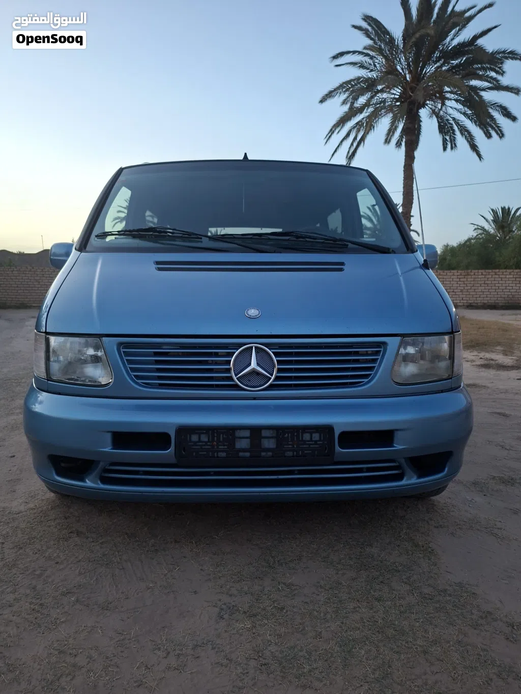 مرسيدس بنز الفئة-V V 230