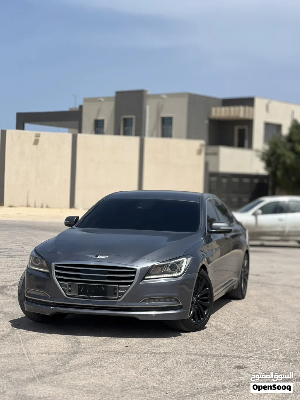 Genesis G80