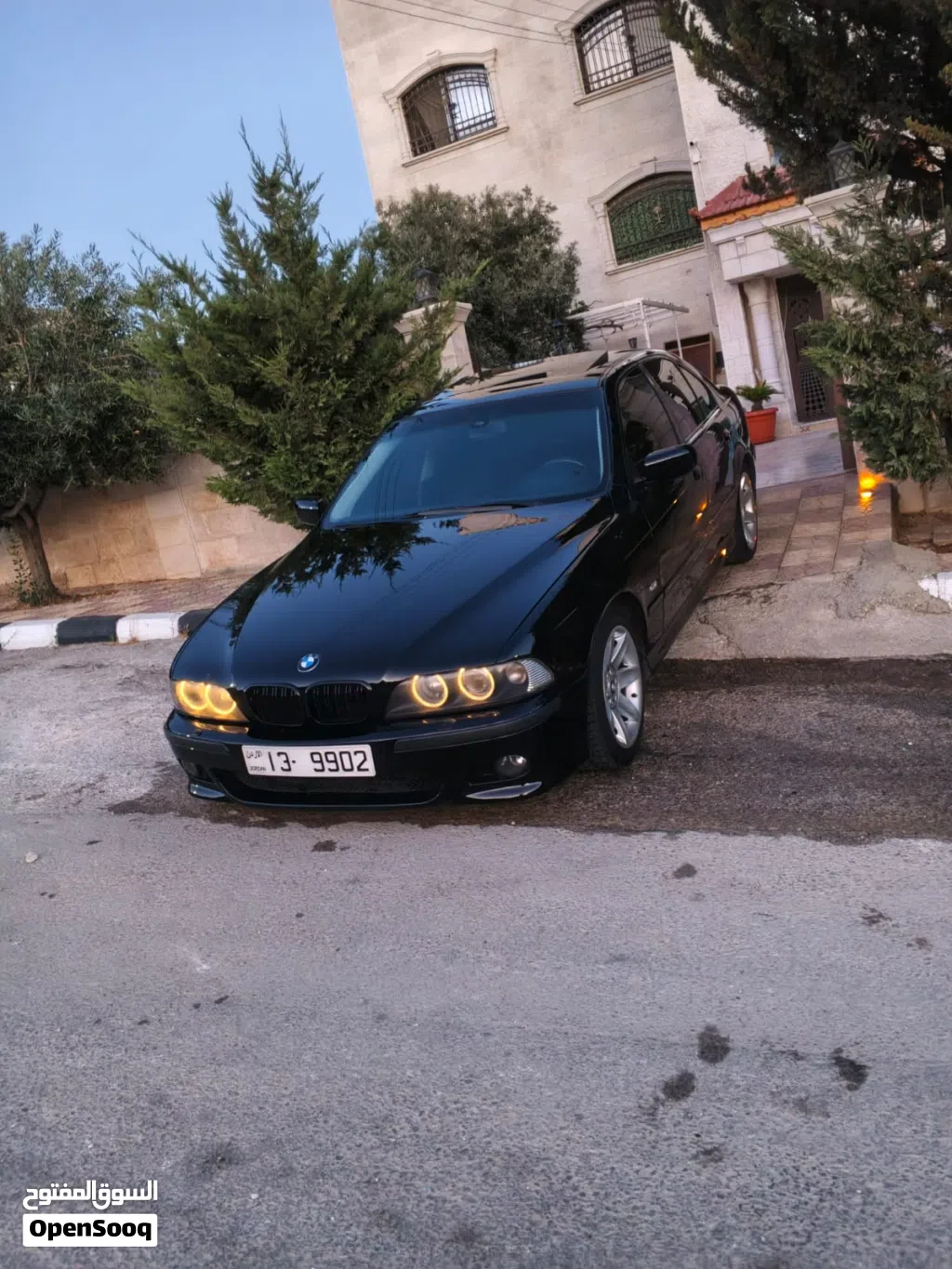بي ام دبليو الفئة 5 520