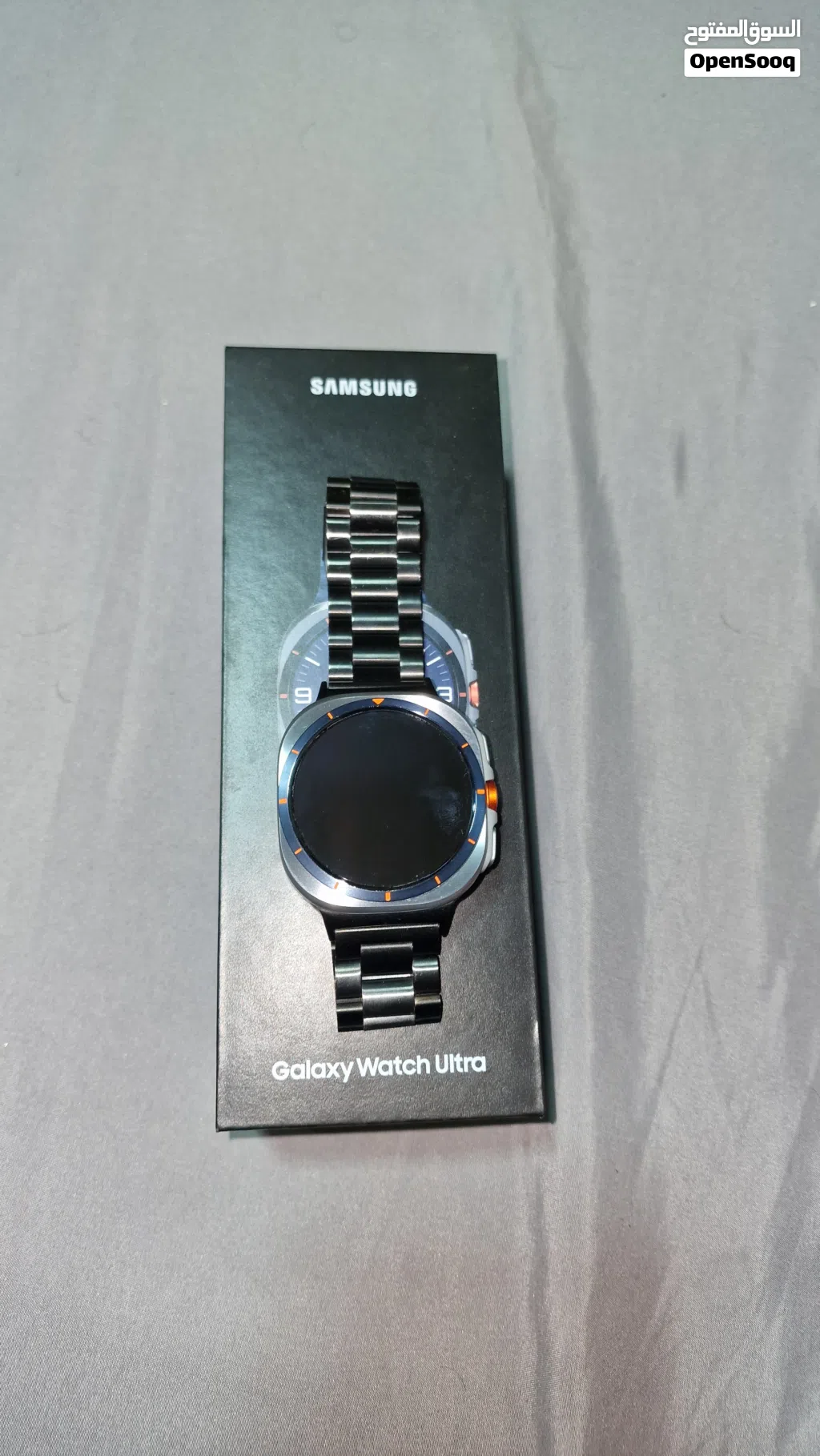 Galaxy Watch Ultra بحالة الوكالة (استخدام شهر واحد فقط) لون ازرق للبيع بداعي التبديل