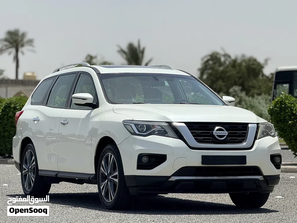 Nissan Pathfinder SL