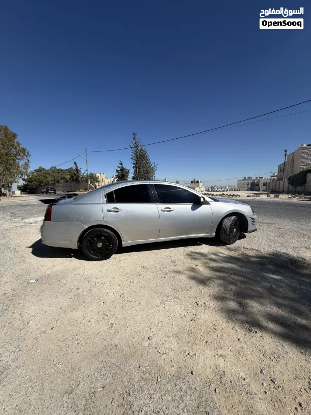 ميتسوبيشي جالنت Standard