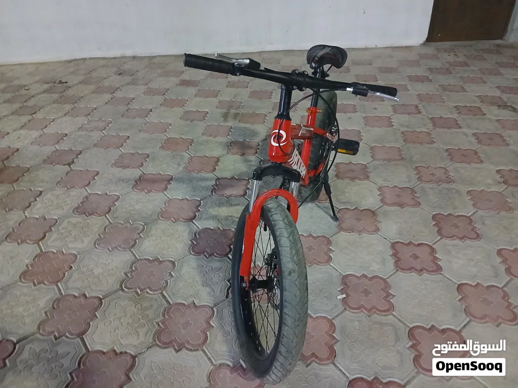 سيكل للبيع جديد استعمال اسبوع فقط التواير العريضة رقم 20