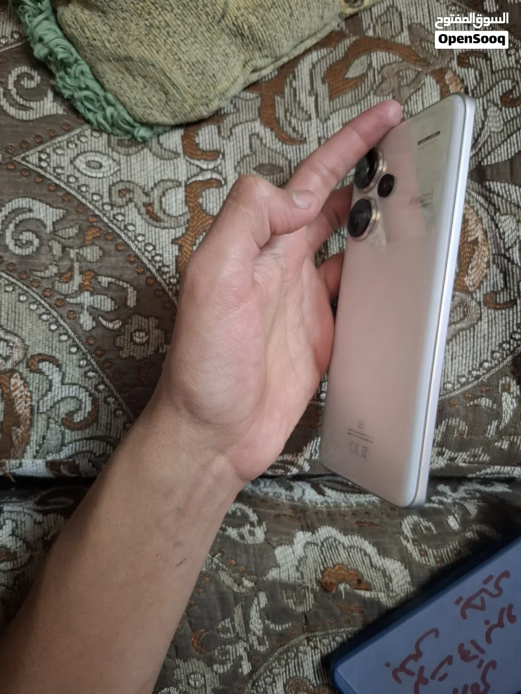 شاومي ريدمي نوت 13 برو بلس مستعمل بحالة جيدة مع شاحن وذاكرة 512 جيجابايت