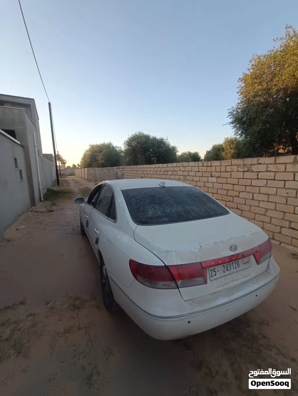 Hyundai Azera Standard