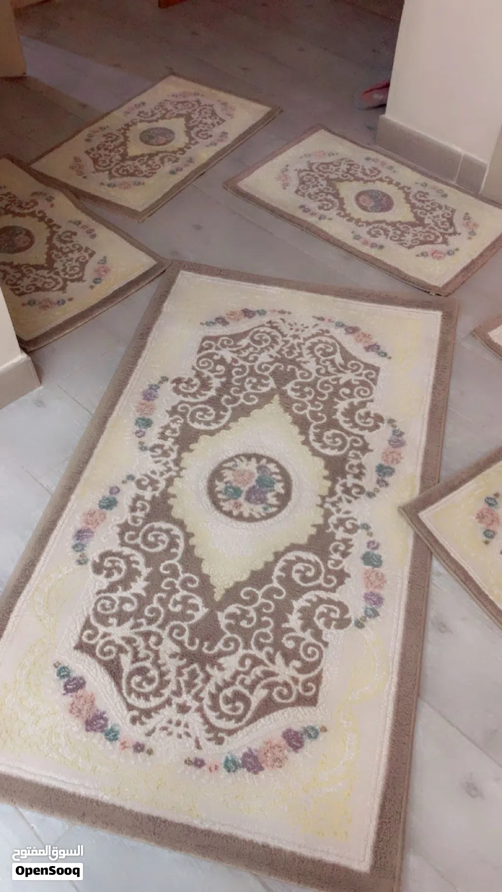 سجاد شاقي وممر بالعتب